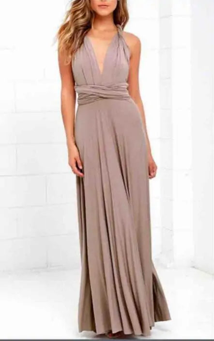 Wandelbares Maxi-Clubkleid