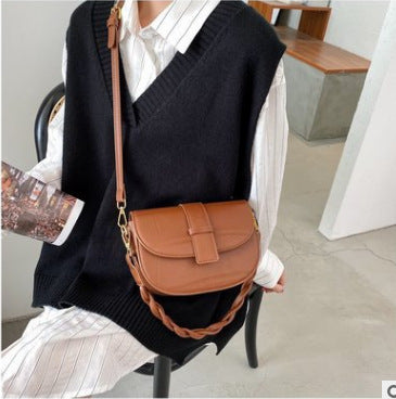 Retro Stone Pattern Underarm Saddle Bag