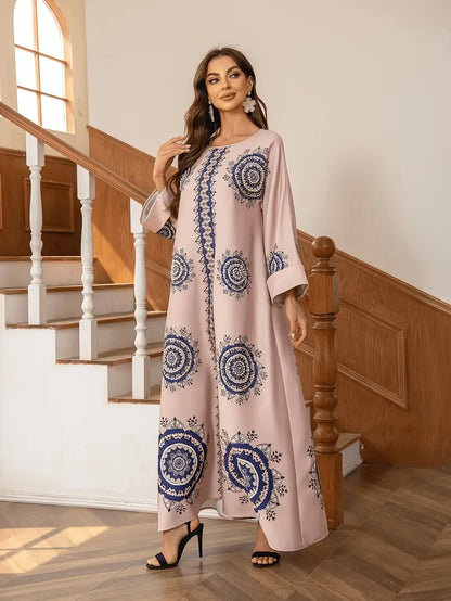 Long Women's Robe, Round Neck And Printed Dress